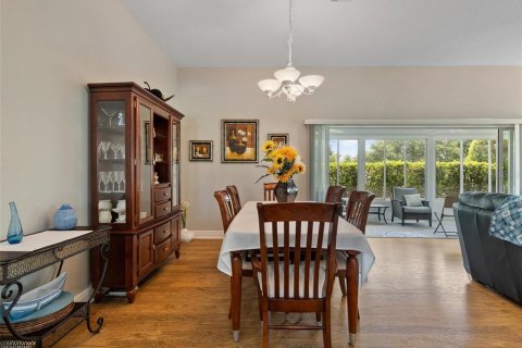 Casa en venta en The Villages, Florida, 3 dormitorios, 175.31 m2 № 2314667 - foto 9