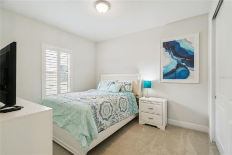 House in LAKESHORE in Winter Garden, Florida 4 bedrooms, 257.15 sq.m. № 2211045 - photo 26