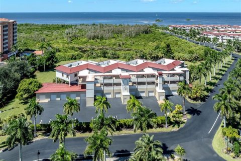 Condo in Punta Gorda, Florida, 2 bedrooms  № 2393673 - photo 2