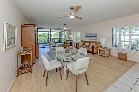 Condo in Punta Gorda, Florida, 2 bedrooms  № 2393673 - photo 8