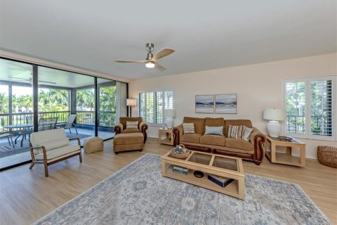 Condo in Punta Gorda, Florida, 2 bedrooms  № 2393673 - photo 9