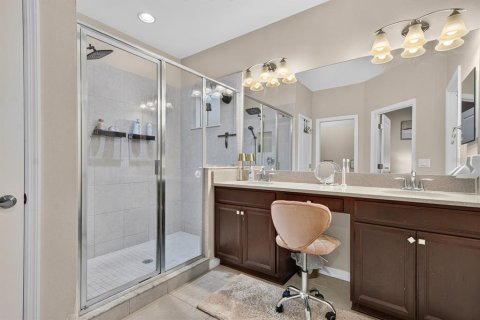 Townhouse in Tampa, Florida 3 bedrooms, 172.05 sq.m. № 2259562 - photo 17