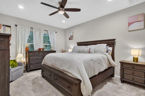 Townhouse in Tampa, Florida 3 bedrooms, 172.05 sq.m. № 2259562 - photo 16