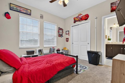 Townhouse in Tampa, Florida 3 bedrooms, 172.05 sq.m. № 2259562 - photo 23