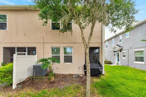 Townhouse in Tampa, Florida 3 bedrooms, 172.05 sq.m. № 2259562 - photo 29