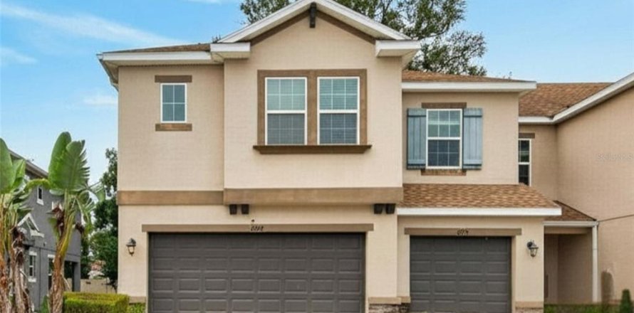 Townhouse in Tampa, Florida 3 bedrooms, 172.05 sq.m. № 2259562