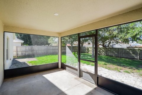 Villa ou maison à louer à Tavares, Floride: 3 chambres, 178.56 m2 № 2092038 - photo 14