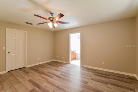 Villa ou maison à louer à Tavares, Floride: 3 chambres, 178.56 m2 № 2092038 - photo 9