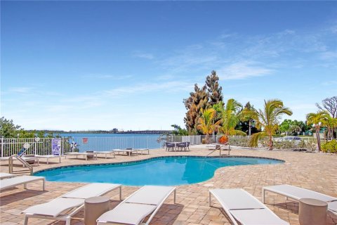 Apartamento en alquiler en Port Charlotte, Florida, 3 dormitorios, 133.78 m2 № 2111856 - foto 8