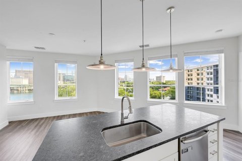Apartamento en alquiler en Orlando, Florida, 2 dormitorios, 98.85 m2 № 861700 - foto 24