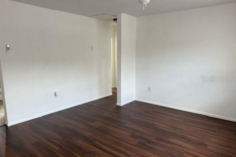 House in Lake Wales, Florida 3 bedrooms, 94.48 sq.m. № 1899142 - photo 7
