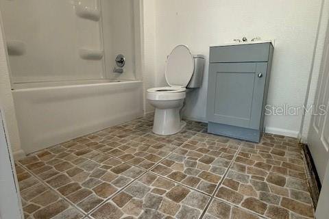 House in Lake Wales, Florida 3 bedrooms, 94.48 sq.m. № 1899142 - photo 14