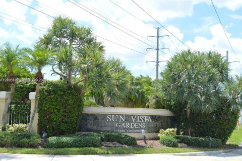 Condo à Tamarac, Floride, 2 chambres  № 2414850