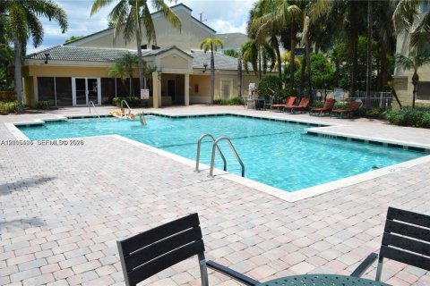 Copropriété à louer à Tamarac, Floride: 2 chambres, 95.69 m2 № 2414850 - photo 6