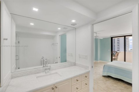 Condominio en venta en Pompano Beach, Florida, 2 dormitorios, 142.14 m2 № 2034354 - foto 18