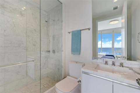 Condominio en venta en Sunny Isles Beach, Florida, 3 dormitorios, 270.62 m2 № 1820202 - foto 21