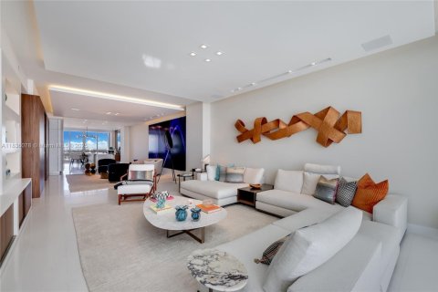 Condominio en venta en Sunny Isles Beach, Florida, 3 dormitorios, 270.62 m2 № 1820202 - foto 5