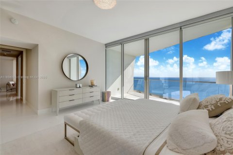 Condominio en venta en Sunny Isles Beach, Florida, 3 dormitorios, 270.62 m2 № 1820202 - foto 15