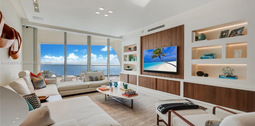 Condominio en Sunny Isles Beach, Florida, 3 dormitorios  № 1820202