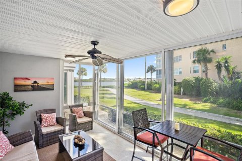 Copropriété à louer à Sarasota, Floride: 2 chambres, 89.09 m2 № 2298805 - photo 3