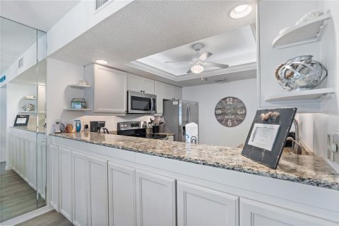 Copropriété à louer à Sarasota, Floride: 2 chambres, 89.09 m2 № 2298805 - photo 12