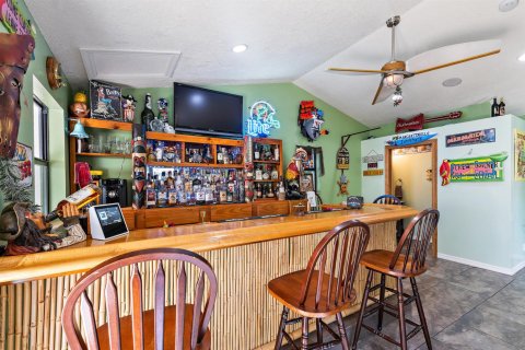 House in Jupiter, Florida 3 bedrooms, 260.87 sq.m. № 2190173 - photo 12