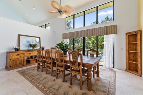 House in Jupiter, Florida 3 bedrooms, 260.87 sq.m. № 2190173 - photo 5