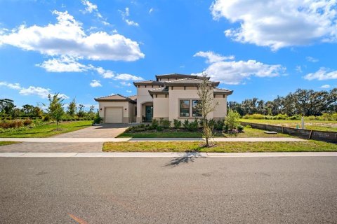 House in Riverview, Florida 4 bedrooms, 343.65 sq.m. № 2430692 - photo 2