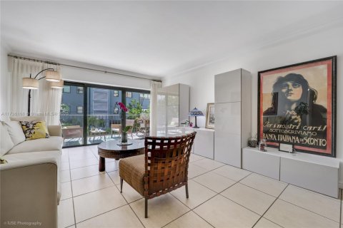 Condo in Key Biscayne, Florida, 2 bedrooms  № 1864070 - photo 4