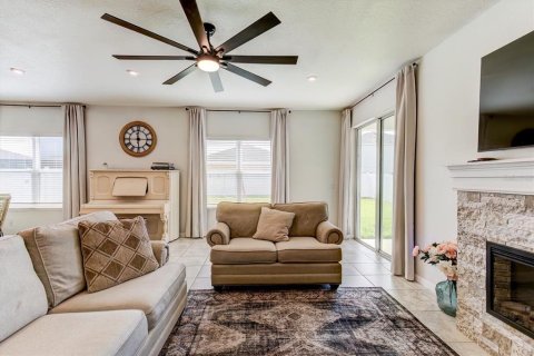 Casa en venta en Sanford, Florida, 5 dormitorios, 279.64 m2 № 1792657 - foto 25
