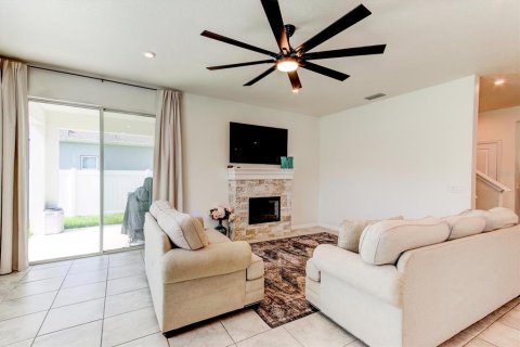 Casa en venta en Sanford, Florida, 5 dormitorios, 279.64 m2 № 1792657 - foto 22