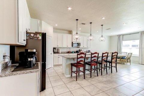 Casa en venta en Sanford, Florida, 5 dormitorios, 279.64 m2 № 1792657 - foto 16