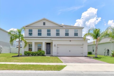 Casa en venta en Sanford, Florida, 5 dormitorios, 279.64 m2 № 1792657 - foto 1