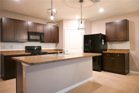 House in Ocala, Florida 4 bedrooms, 169.73 sq.m. № 1904540 - photo 15