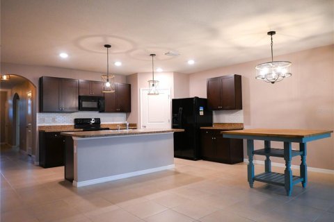 House in Ocala, Florida 4 bedrooms, 169.73 sq.m. № 1904540 - photo 17