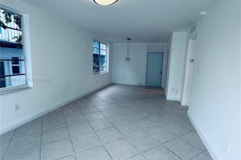 Снять в аренду кондоминиум в Майами-Бич, Флорида 1 спальня, 65.03м2, № 1987709 - фото 10