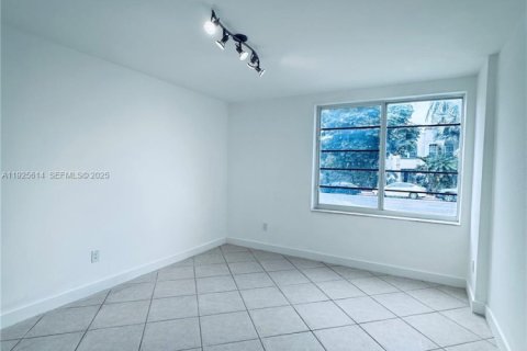 Снять в аренду кондоминиум в Майами-Бич, Флорида 1 спальня, 65.03м2, № 1987709 - фото 9