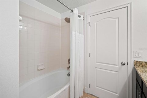 Adosado en venta en Davenport, Florida, 3 dormitorios, 151.62 m2 № 2197311 - foto 24
