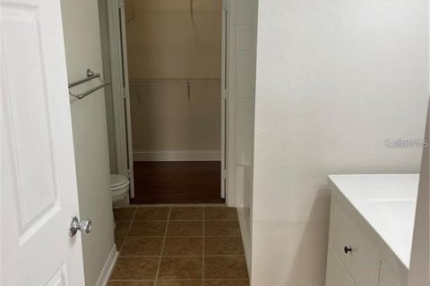 Condo in Tampa, Florida, 2 bedrooms  № 1850284 - photo 10