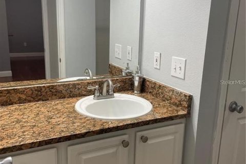 Condo in Tampa, Florida, 2 bedrooms  № 1850284 - photo 16