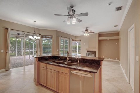 Casa en venta en Palm Harbor, Florida, 4 dormitorios, 226.12 m2 № 1873511 - foto 13