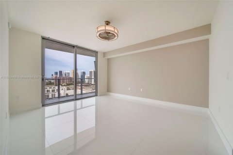 Copropriété à vendre à Sunny Isles Beach, Floride: 2 chambres, 141.58 m2 № 1811603 - photo 19