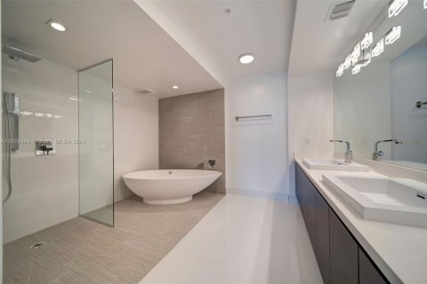 Copropriété à vendre à Sunny Isles Beach, Floride: 2 chambres, 141.58 m2 № 1811603 - photo 22