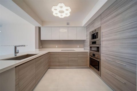 Copropriété à vendre à Sunny Isles Beach, Floride: 2 chambres, 141.58 m2 № 1811603 - photo 13