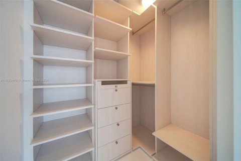 Copropriété à vendre à Sunny Isles Beach, Floride: 2 chambres, 141.58 m2 № 1811603 - photo 28