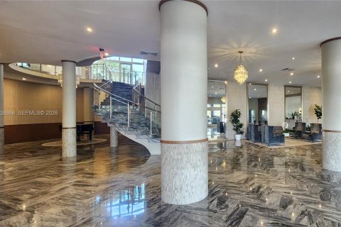 Copropriété à louer à Miami Beach, Floride: 1 chambre, 91.04 m2 № 2086008 - photo 4