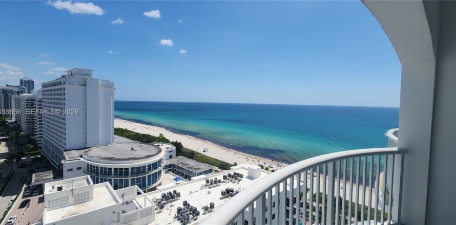 Condo à Miami Beach, Floride, 1 chambre  № 2086008