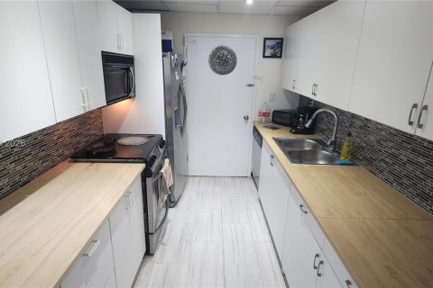 Copropriété à louer à Miami Beach, Floride: 1 chambre, 91.04 m2 № 2086008 - photo 19