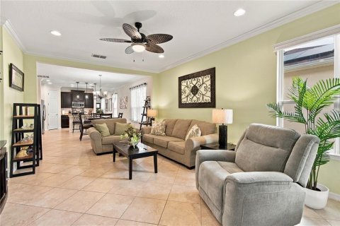 Villa ou maison à vendre à Poinciana, Floride: 2 chambres, 158.21 m2 № 2427333 - photo 13