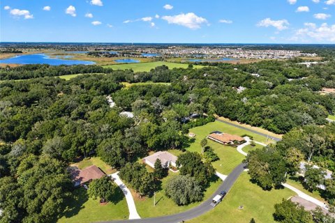 Villa ou maison à vendre à Fruitland Park, Floride: 3 chambres, 251.21 m2 № 2433425 - photo 8